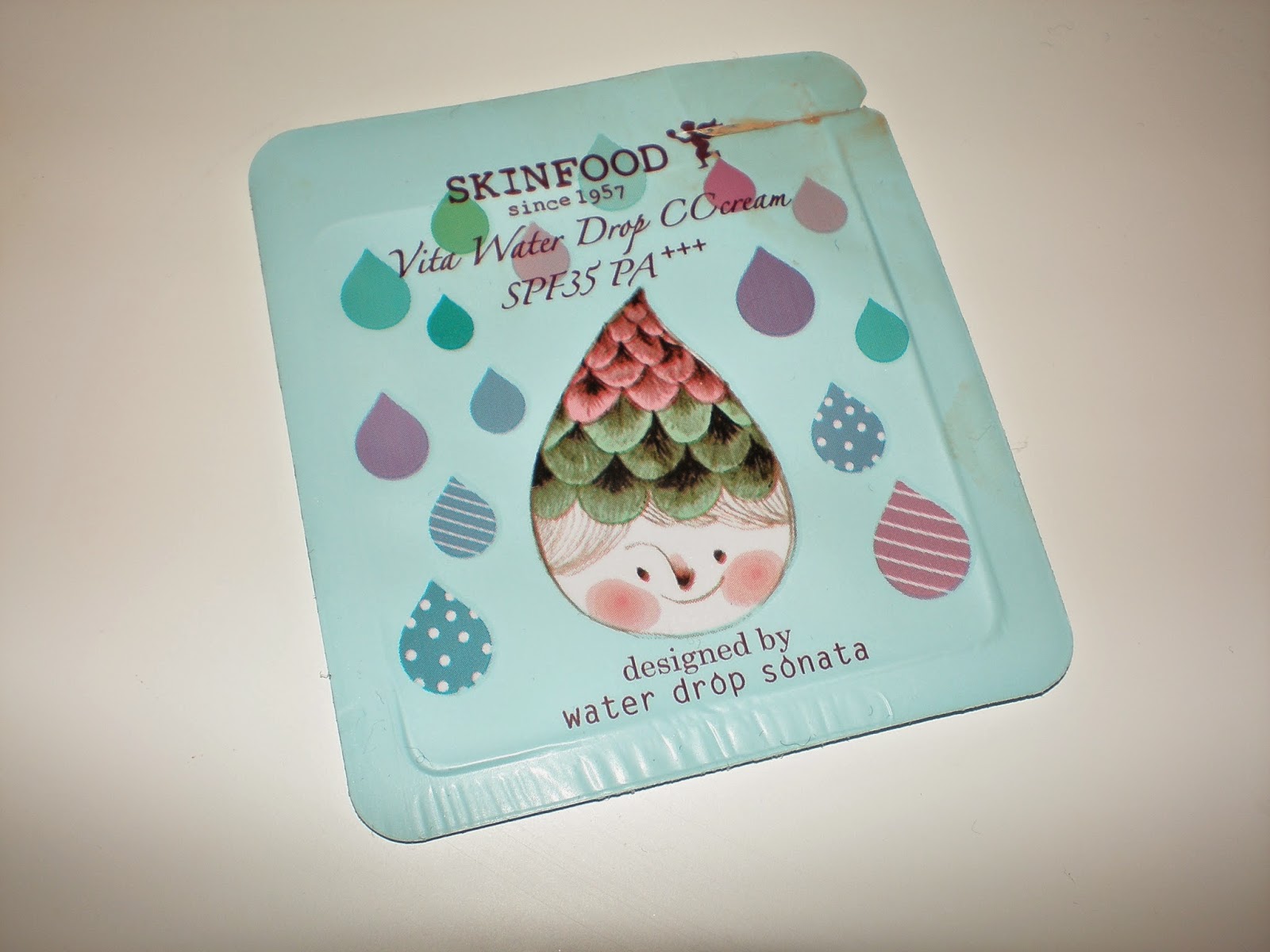 Skinfood Vita Water Drop CC cream SPF35 PA++