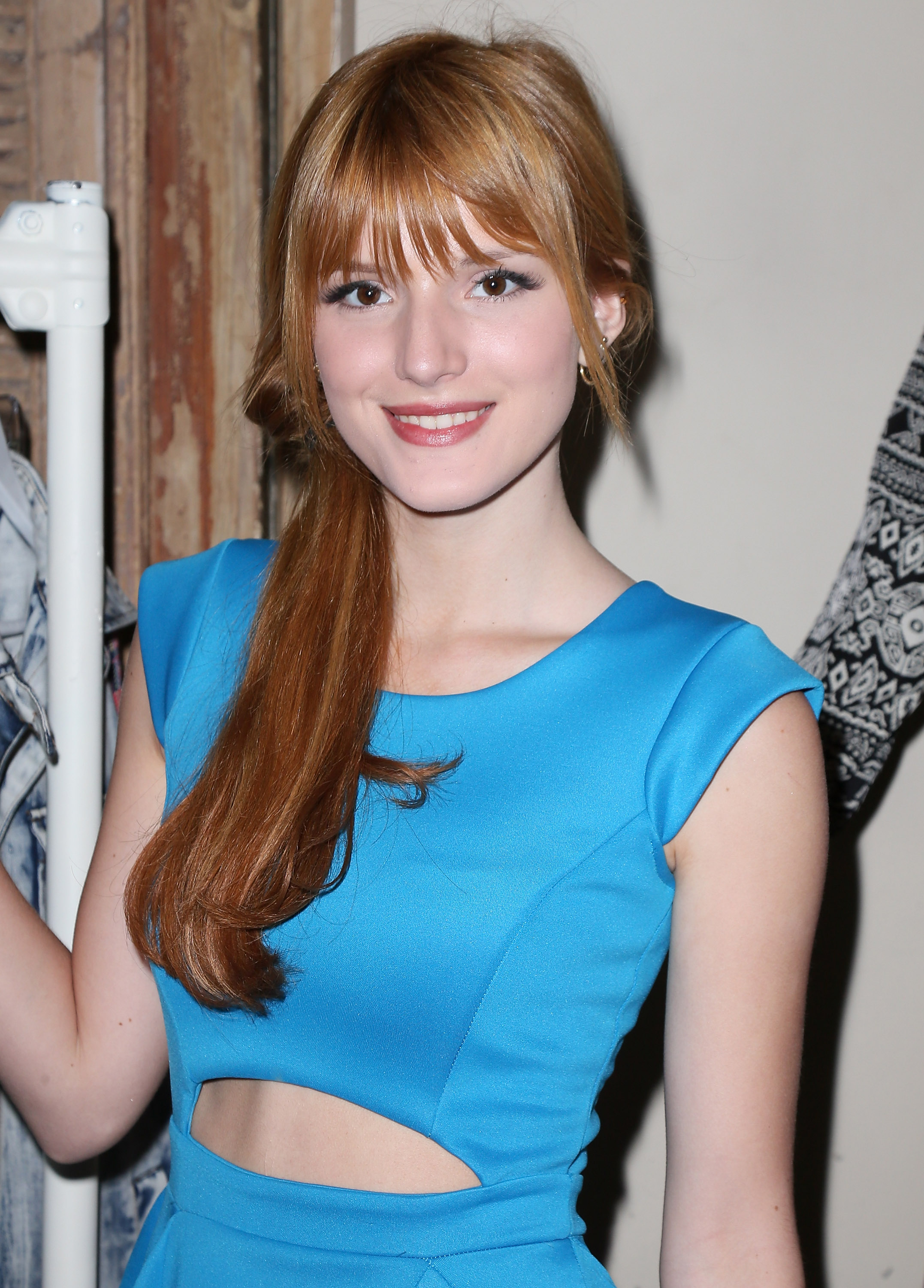Bella thorne real hair color