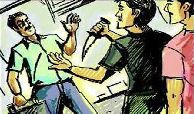 রাজধানীতে চালককে কুপিয়ে প্রাইভেট কার ‘ছিনতাই’ রাজধানীতে চালককে কুপিয়ে প্রাইভেট কার ‘ছিনতাই’