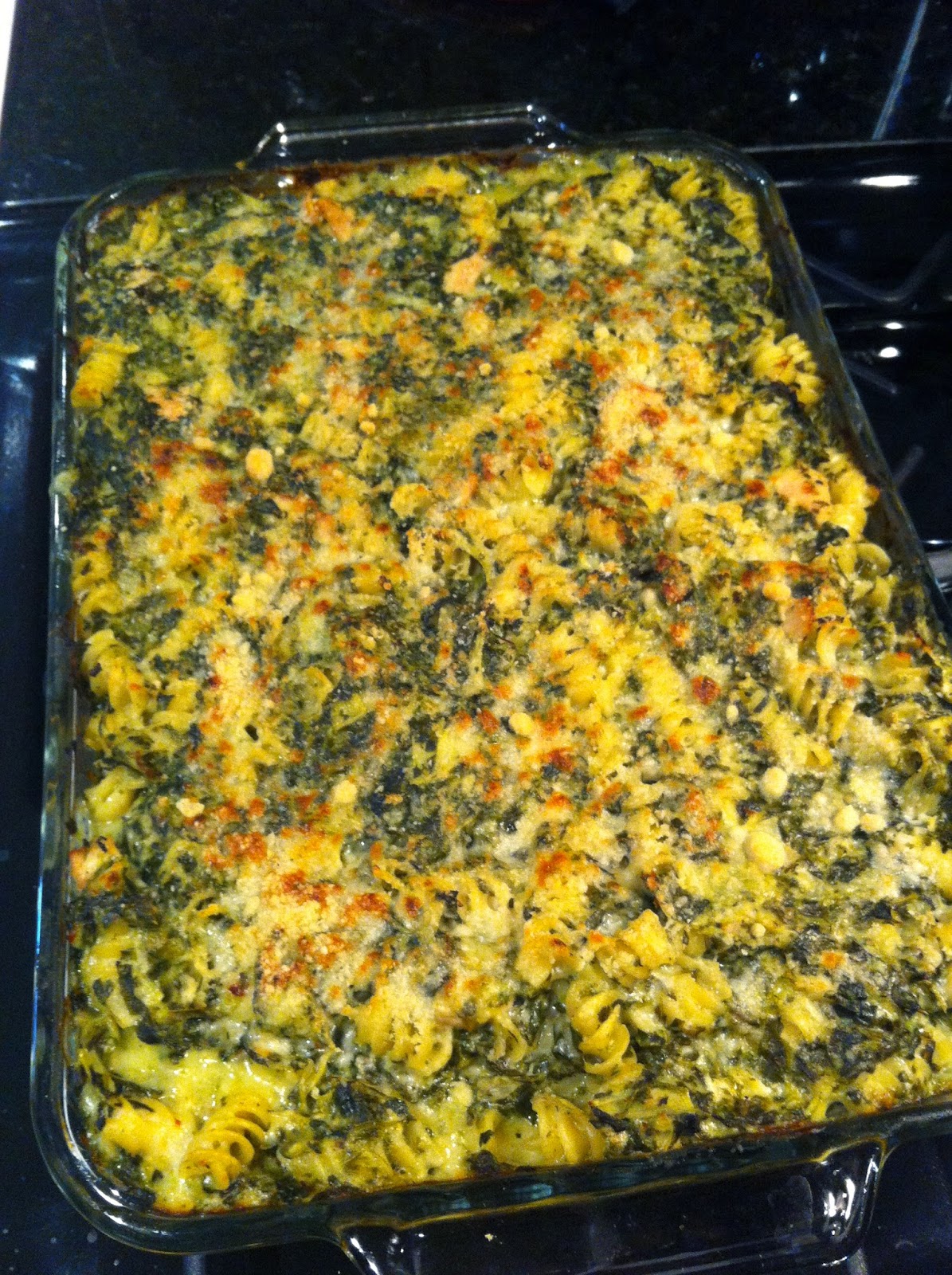 Katie Cooks Dinner: SPINACH ARTICHOKE CHICKEN PASTA BAKE