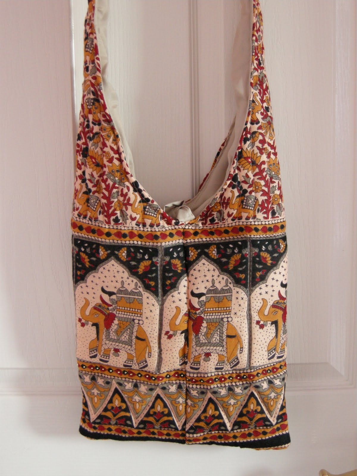 Jaxx Bags Indian elephant fabric shoulder bag