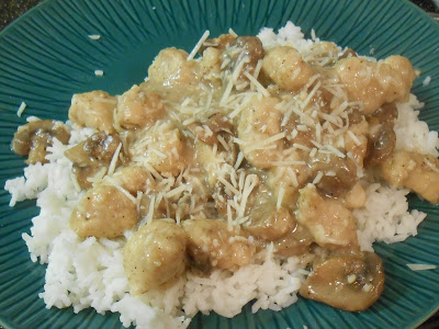 Chicken-Mushrooms-Garlic- White-Wine-Sauce