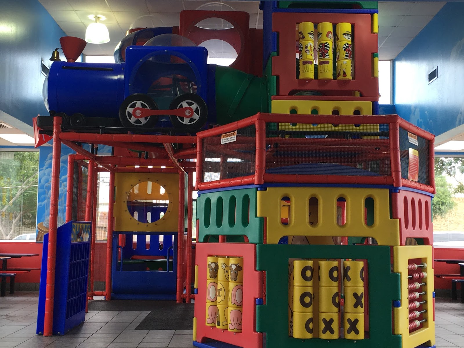Everything Arlington, TX! The Best Fast Food Play Areas in the
