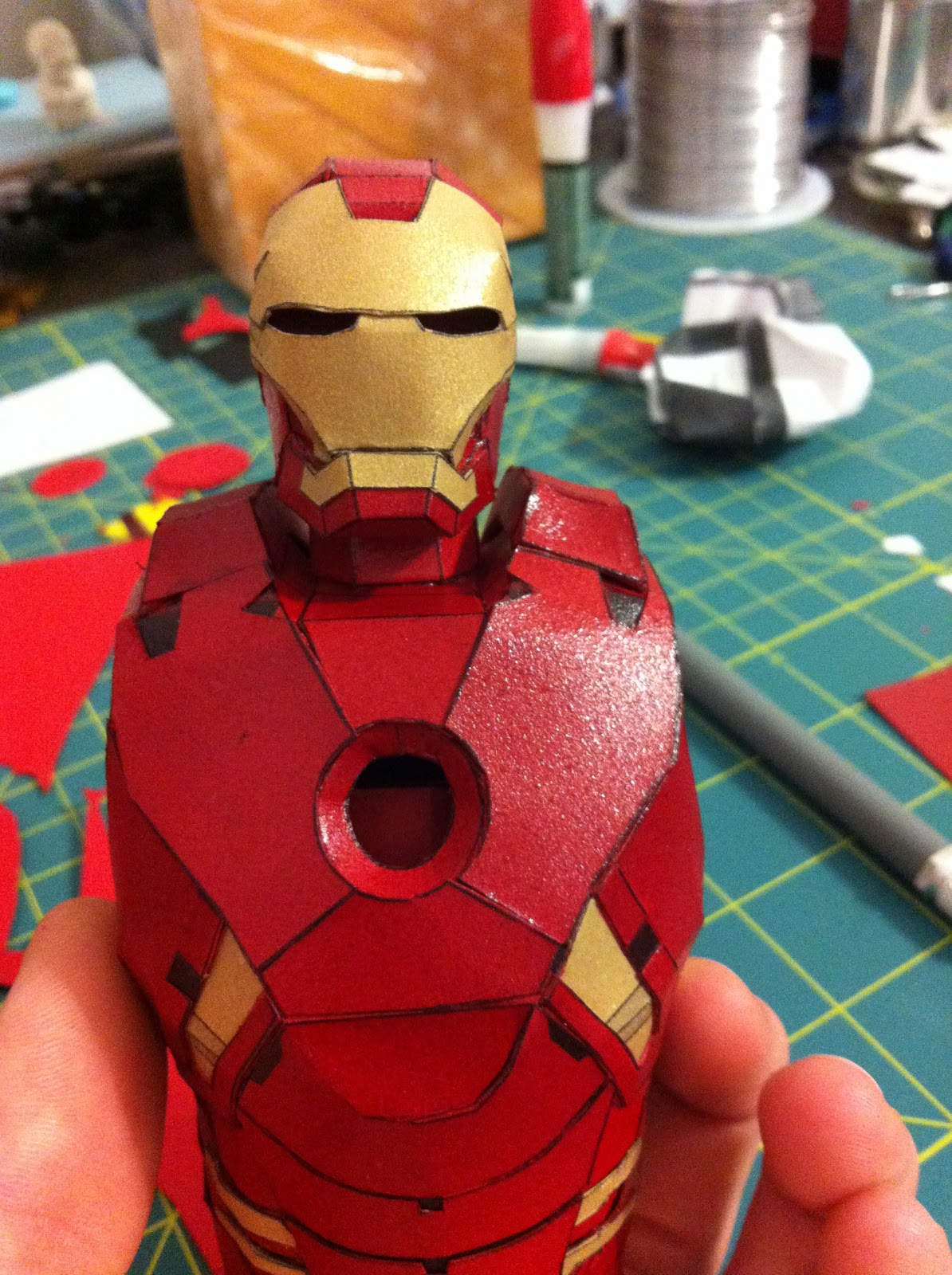 Iron Man Hand Papercraft