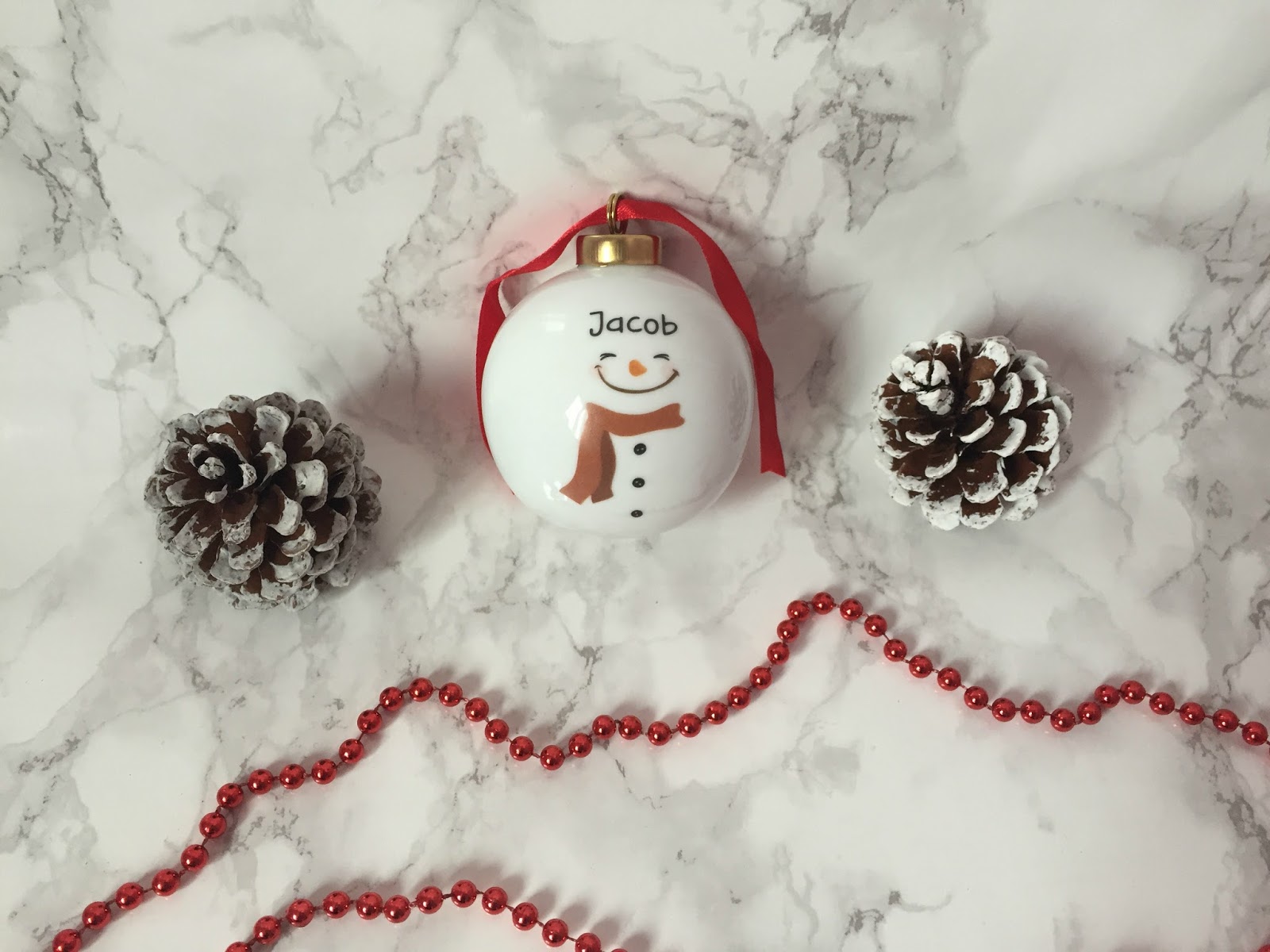 Christmas Gift Ideas For Young Families Part - 20: Personalised White Chine Snowman Bauble