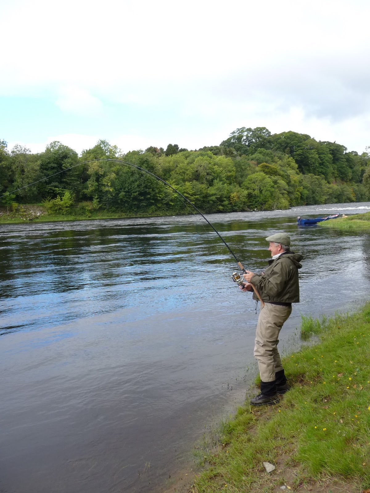 Salmon Fishing Scotland. Salmon Fishing Scotland Salmon Rod fishing