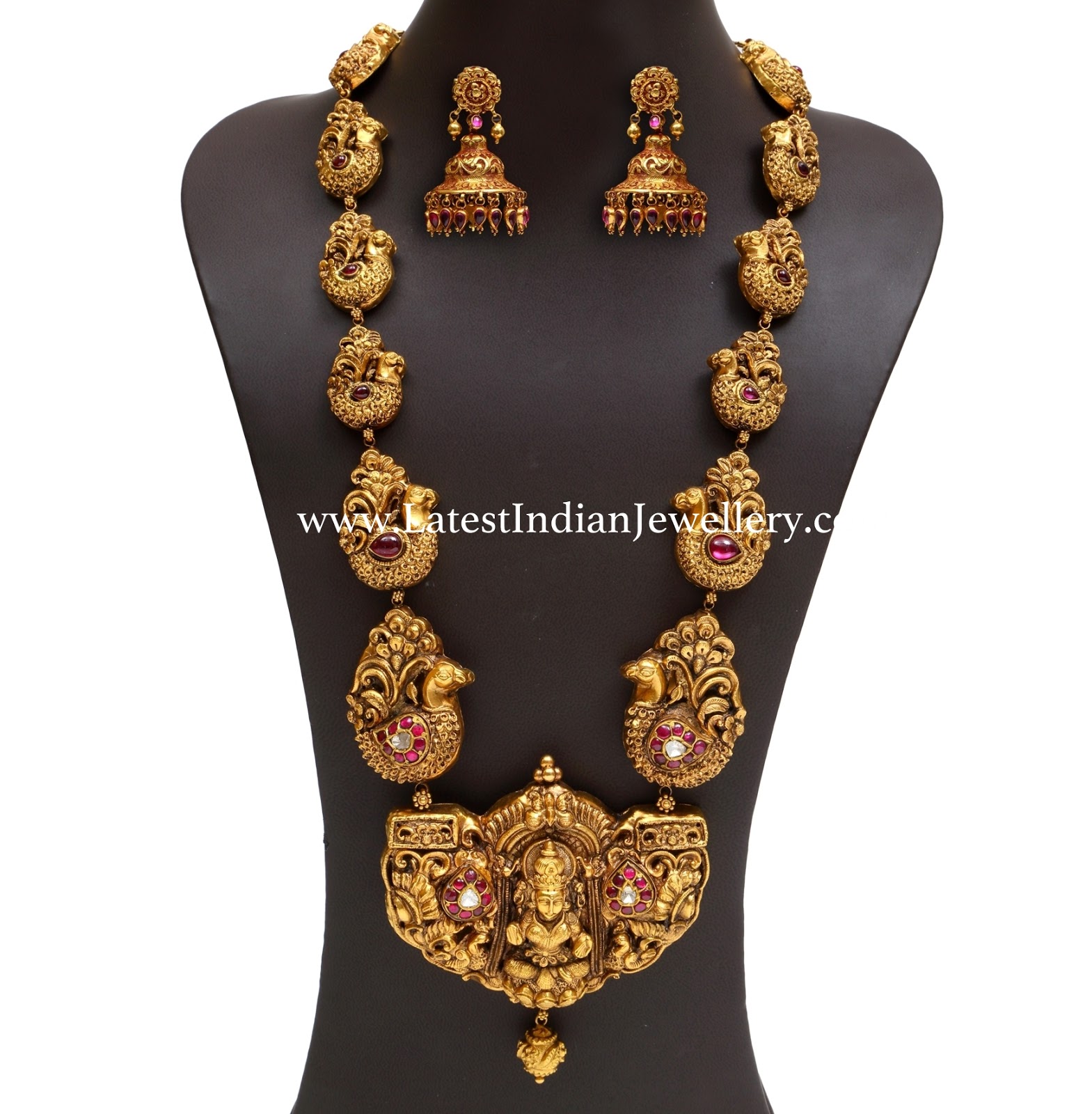250gms peacock design nagas necklace mugappu designs in grt