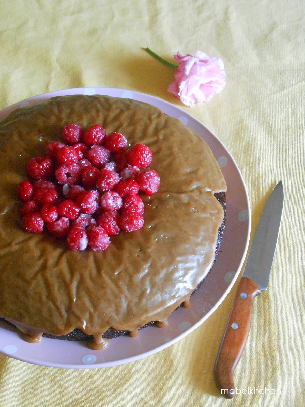 Choco Mayo Cake (pastel de chocolate y mayonesa) con Choco Mayo Cake (pastel de chocolate y mayonesa) con