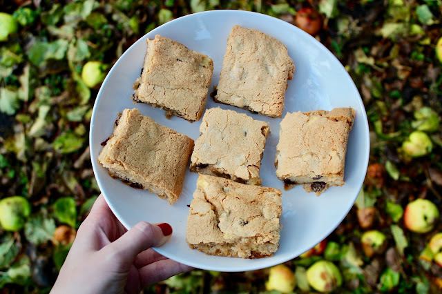 apple cinnamon apple cakes baking winter festive food kirstie pickering blog blogger blogging life lifestyle lblogger
