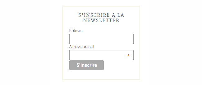 Modifier l'apparence du formulaire d'inscription MailChimp sur Blogger . Lady Bird Red || http://ladybirdr.blogspot.fr/ Modifier l'apparence du formulaire d'inscription MailChimp sur Blogger