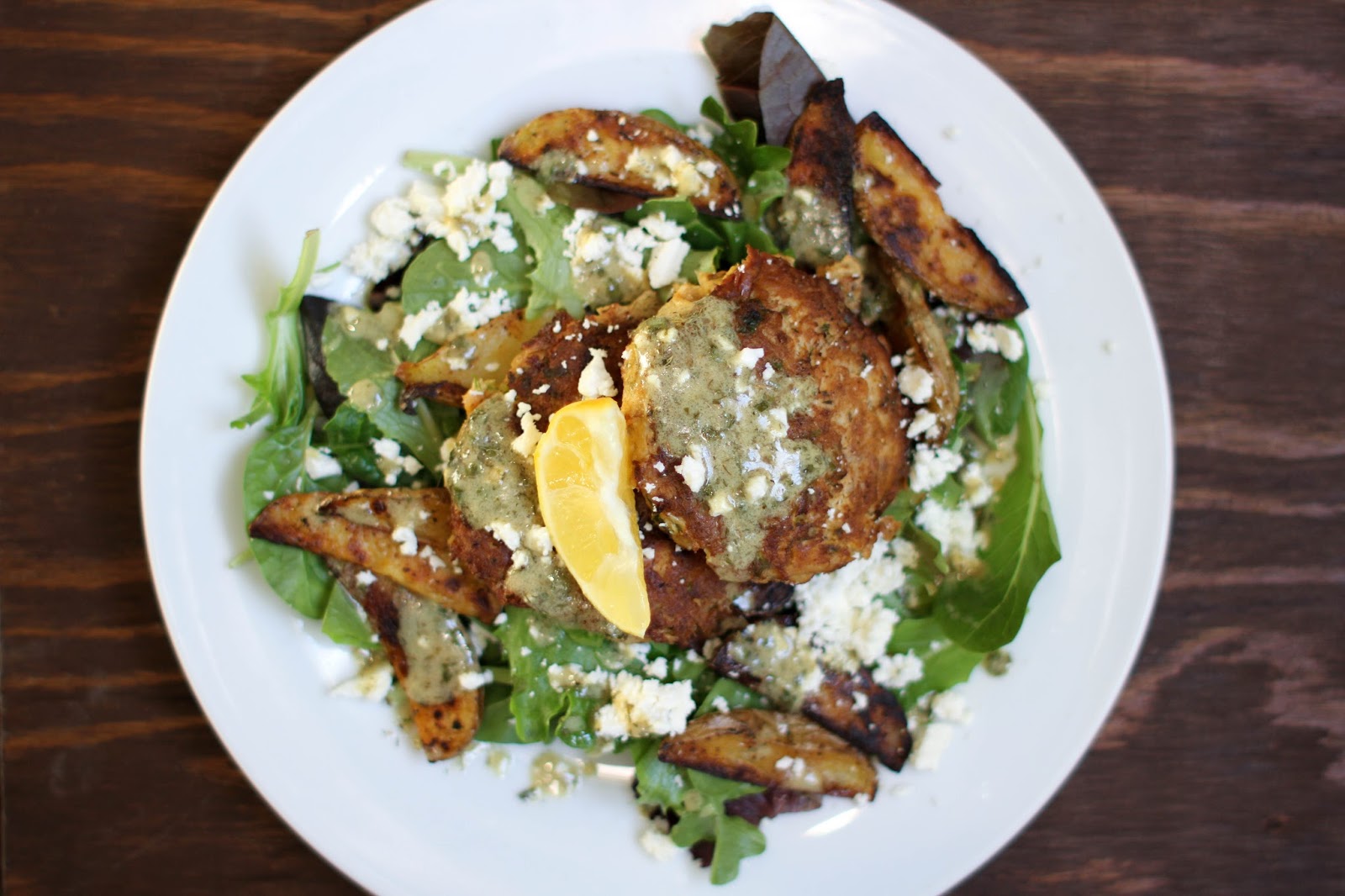 Crab Cake Salad denimelon eats