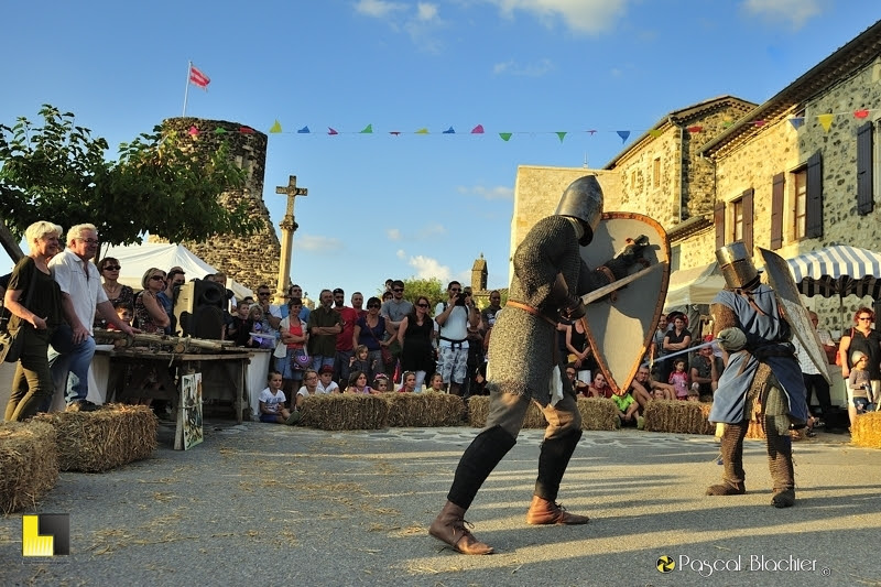 combat de chevaliers photo Pascal Blachier