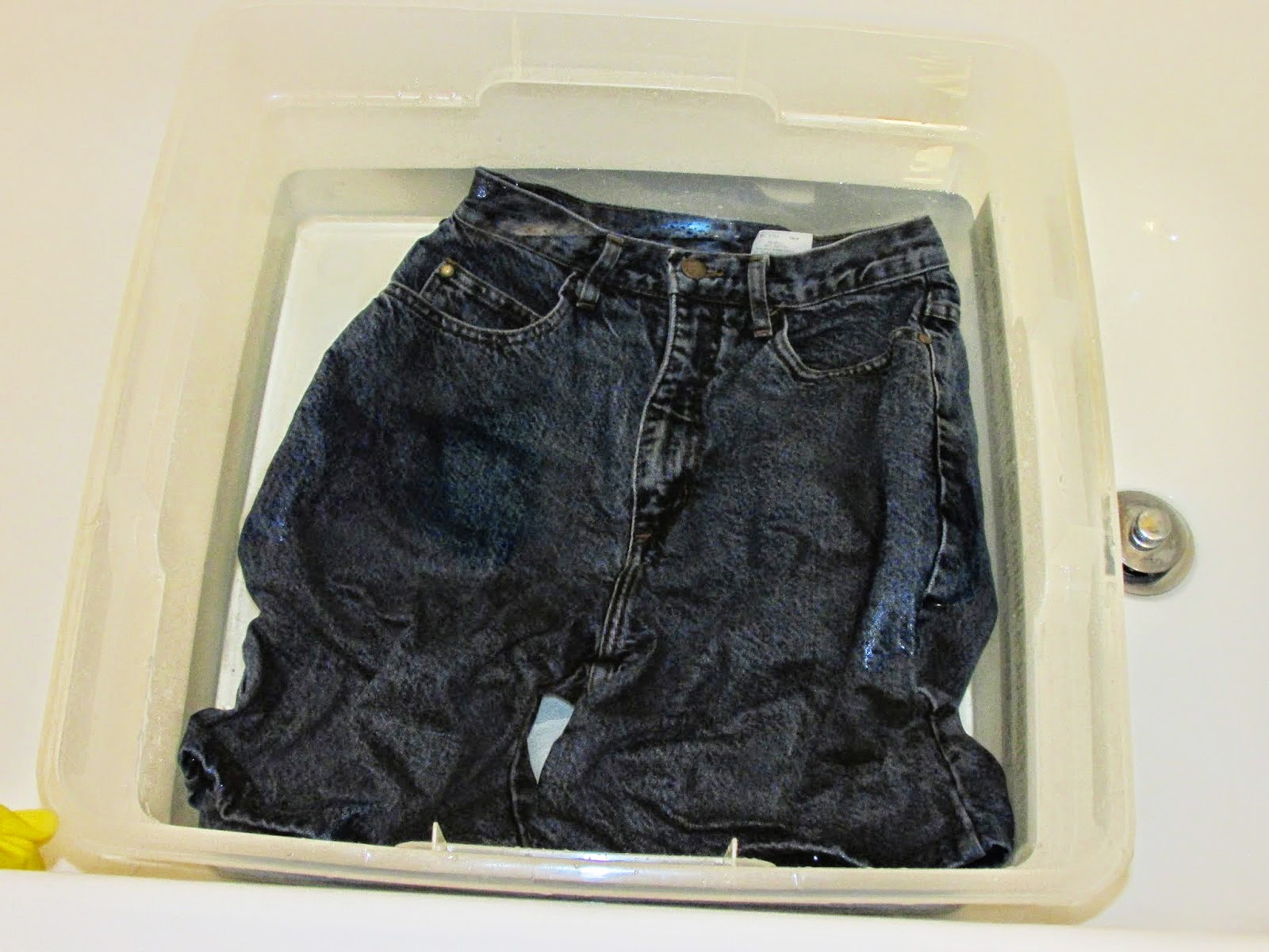 Inspire Me Blog how to bleach denim.