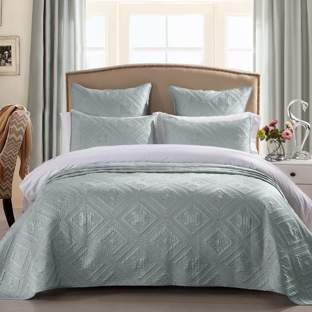 Seafoam Green Comforters, Duvets & Bedding Sets