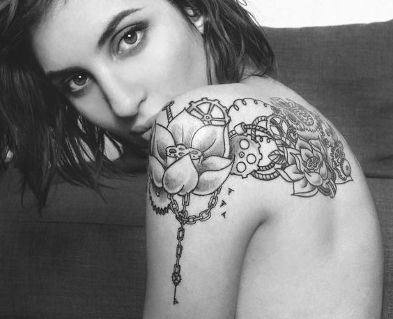 26 Amazing Steampunk Tattoos For Men and Women Stunning Flower Steampunk Tattoos
