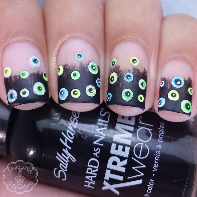 13 Days of Halloween: Eyeball Nailart