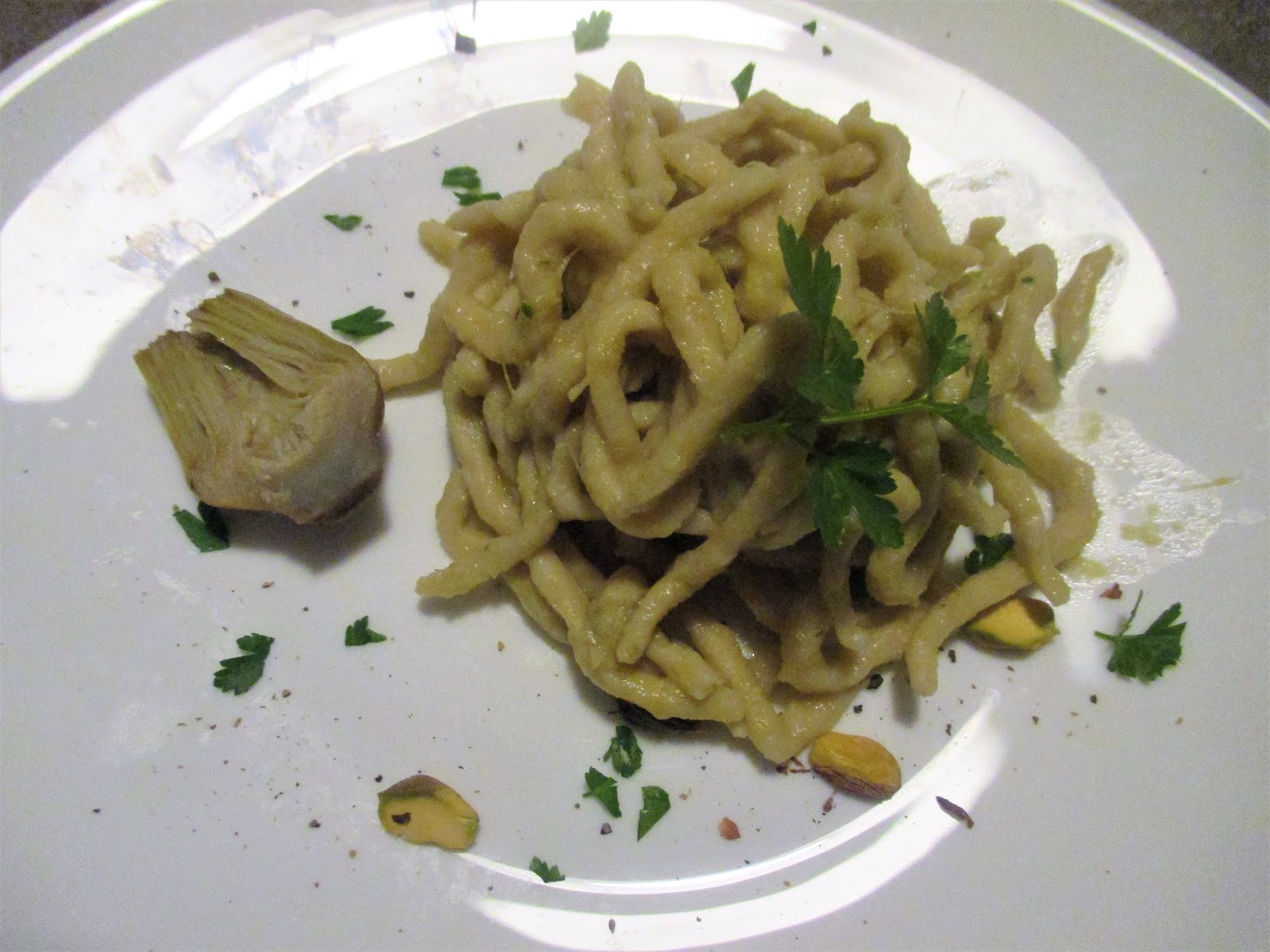 FANTASIE IN FORNO: HOMEMADE TONNARELLI WITH ARTICHOKES AND PISTACHIOS ...