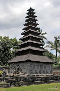 pura taman sari klungkung