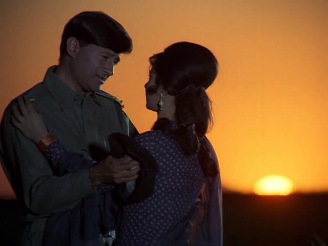 Prem Pujari (1970) Full Movie [Hindi-DD5.1] 720p DVDRip ESubs Download
