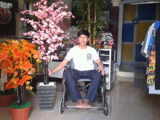 Tanaman-bonsay-hias-nan-indah-dari-tangan-sang-inspirator_009.jpg Tanaman-bonsay-hias-nan-indah_009.jpg