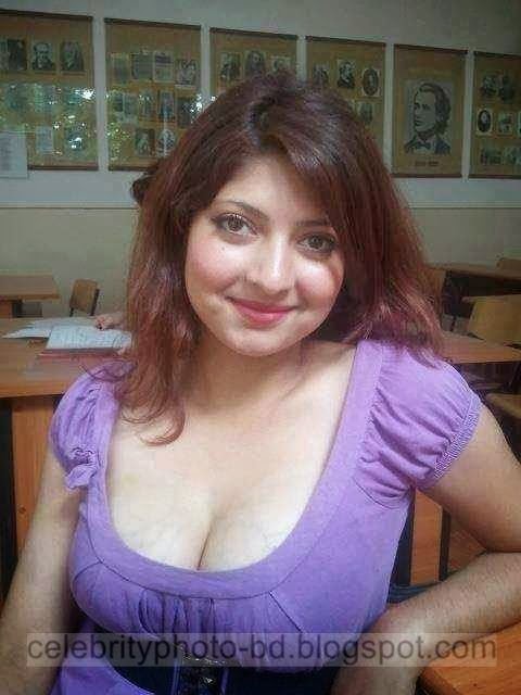 Sexy Big Boobs Deshi Indian Girls And Aunties 2014 Collection-8720
