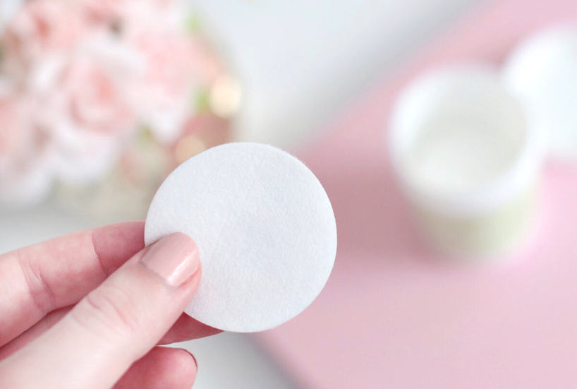 Pixi Beauty lash nourish makeup remover pads review