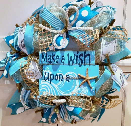 Summer Wreath with Beach Sign