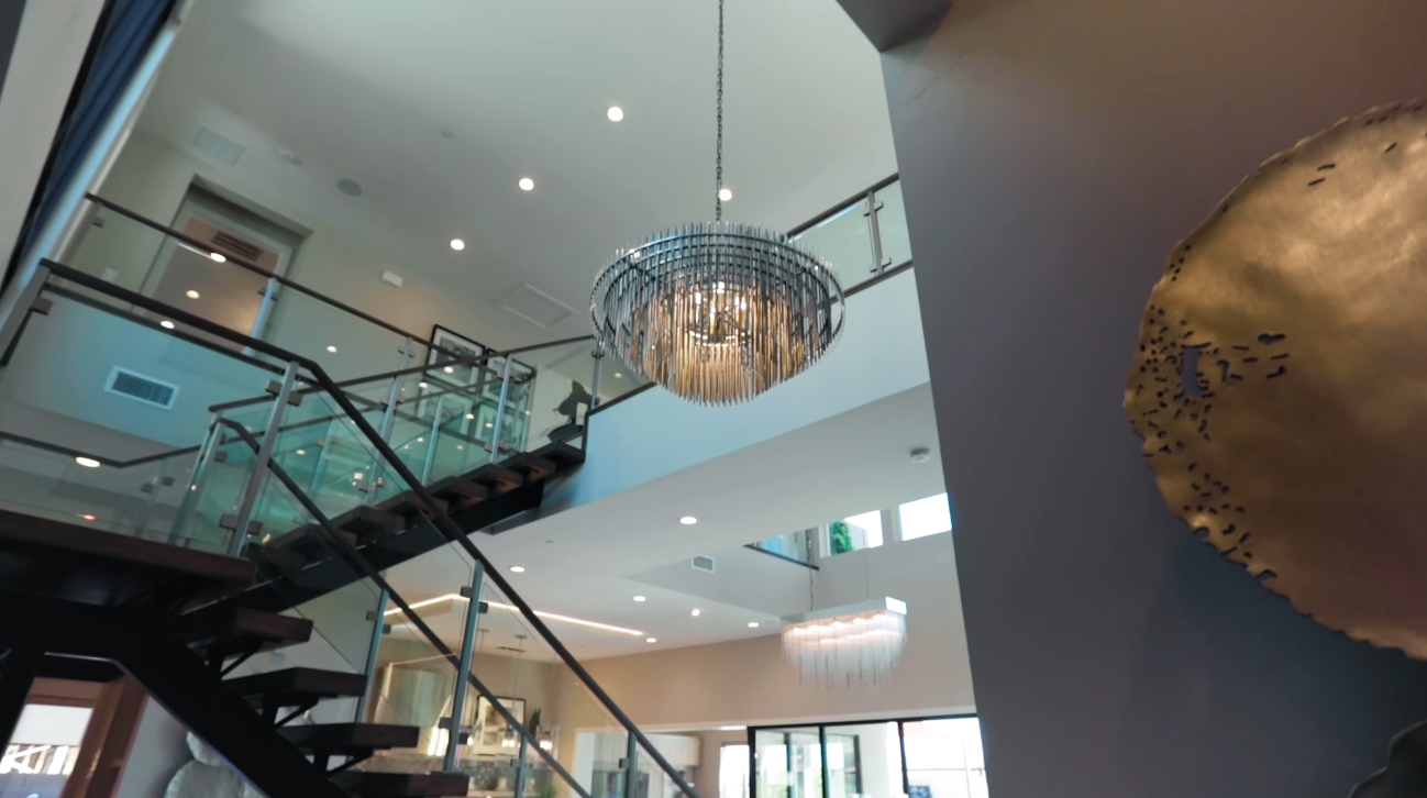 57 Photos vs. $1 Million Luxury Home in Las Vegas Interior Design Tour