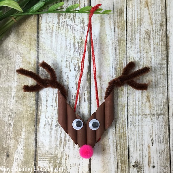 Pasta Reindeer Christmas Ornament #christmascrafts #christmas #reindeer #kidscrafts #craftsforkids