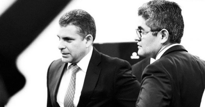 PEDRO CHÁVARRY: Polémico fiscal que aseguró que mentir no es delito, retira a Rafael Vela y José Domingo Pérez del Equipo Especial Lava Jato PEDRO CHÁVARRY: Polémico fiscal que aseguró que mentir no es delito, retira a Rafael Vela y José Domingo Pérez del Equipo Especial Lava Jato