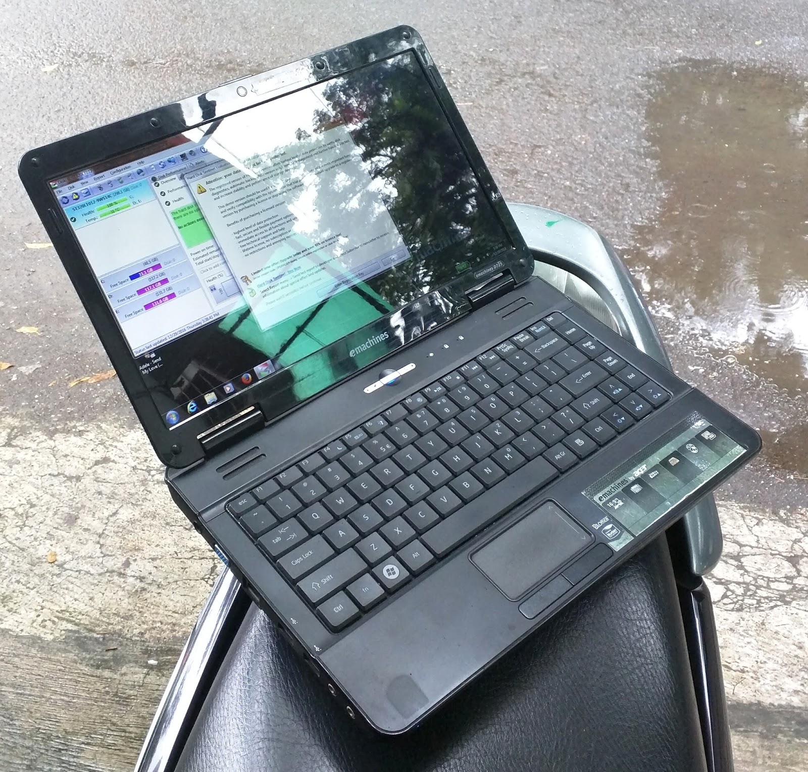 Harga Acer D725 jual laptop acer emachine d725 bekas jual beli laptop Harga Acer D725 jual laptop acer emachine d725 bekas jual beli laptop