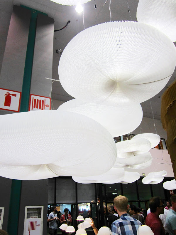 Cloud pendnat light made out of non woven polyurethene