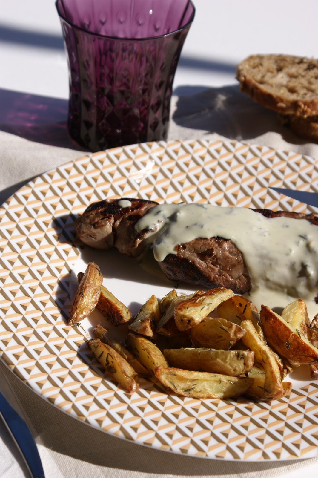 Afternoon Tea: Faux filet sauce au bleu