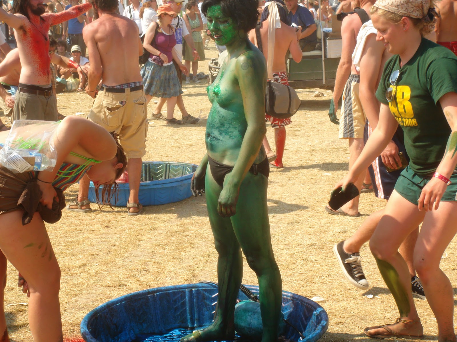 Bonnaroo Naked Color People 2007