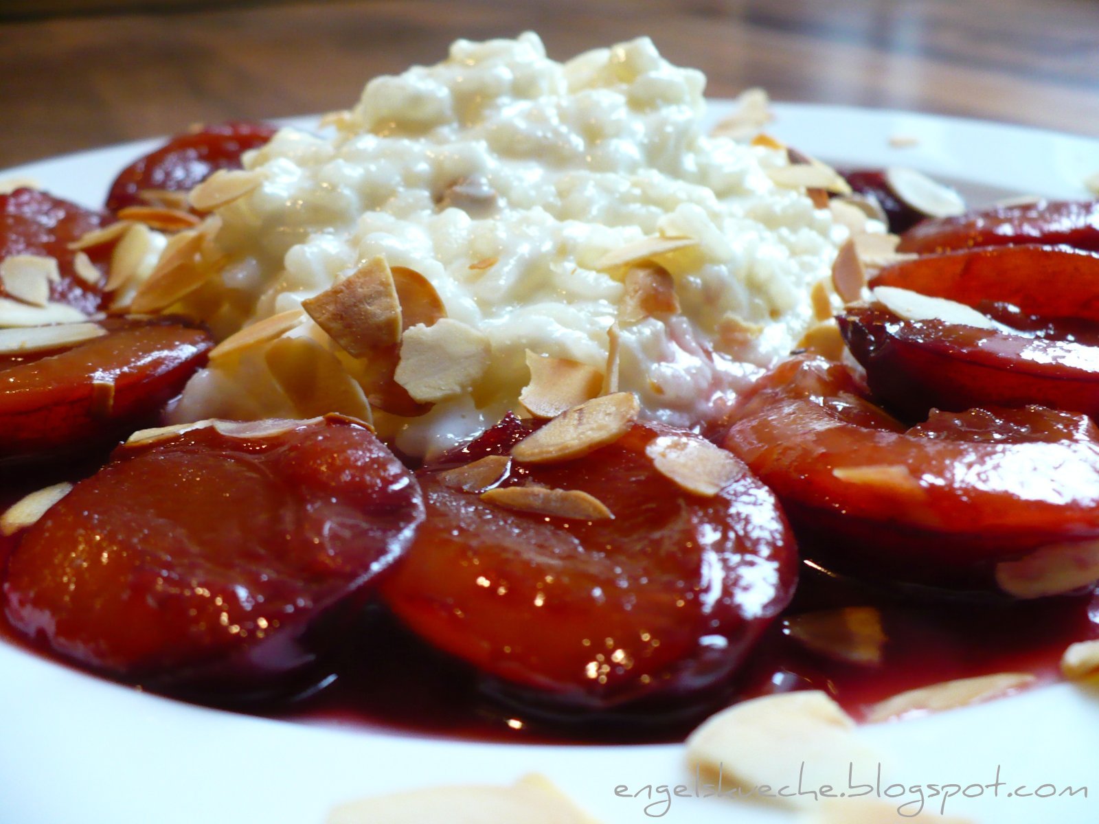 Essen aus Engelchens Küche: Milchreis mit Rotwein-Zimt-Zwetschgen und ...