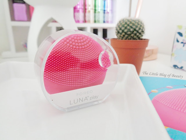 Foreo Luna Play facial cleansing device 