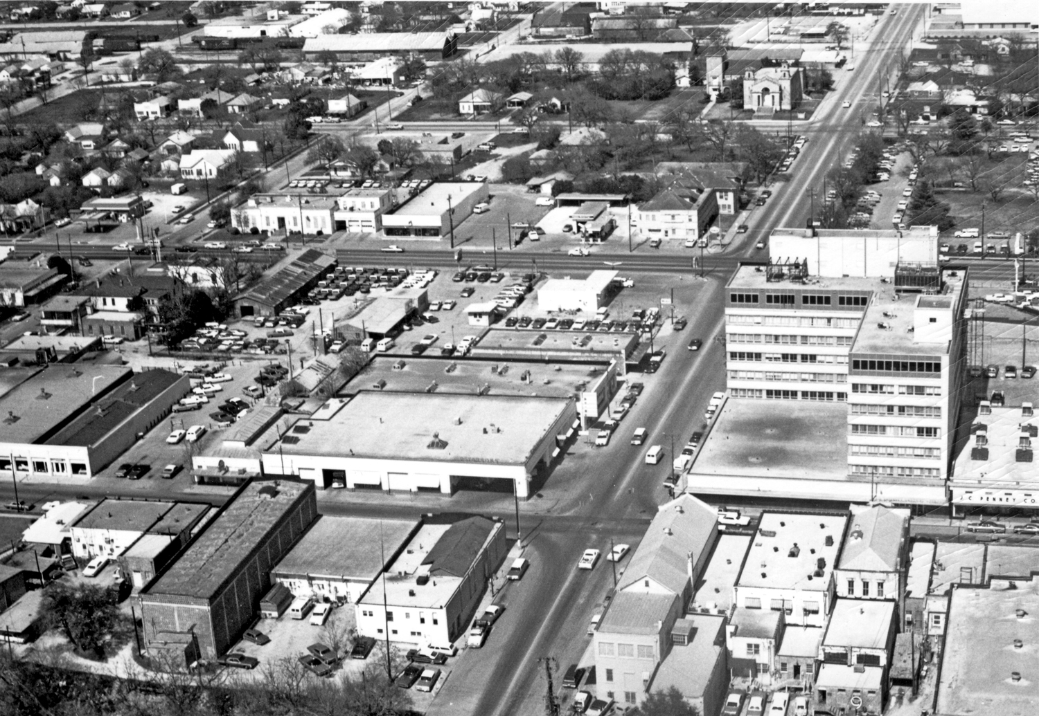 Joe Herring Jr. Aerial views of Kerrville plus a rare look at Bandera Pass