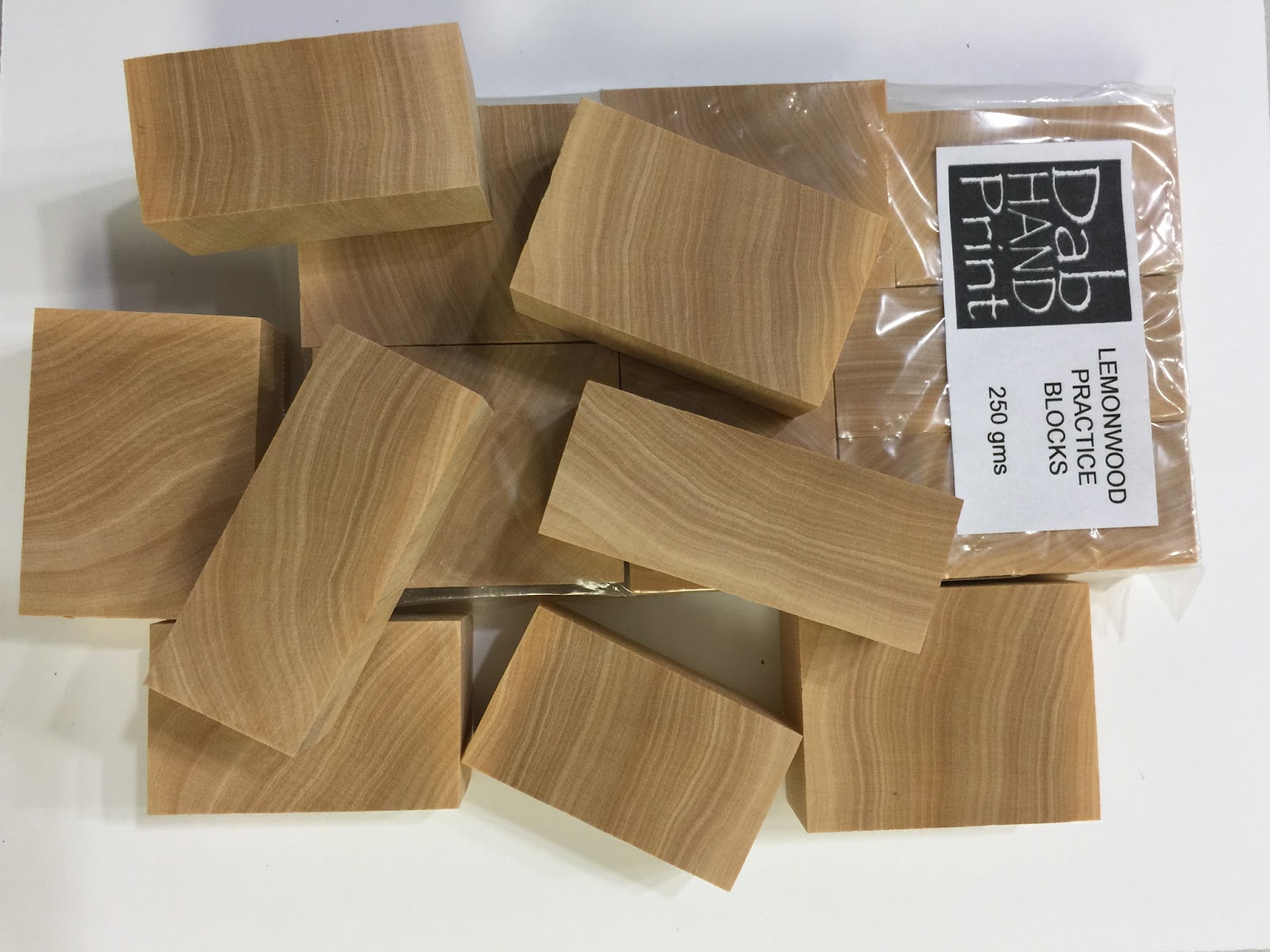 1000 Woodcuts Lemon tree, very pretty...for wood engraving!