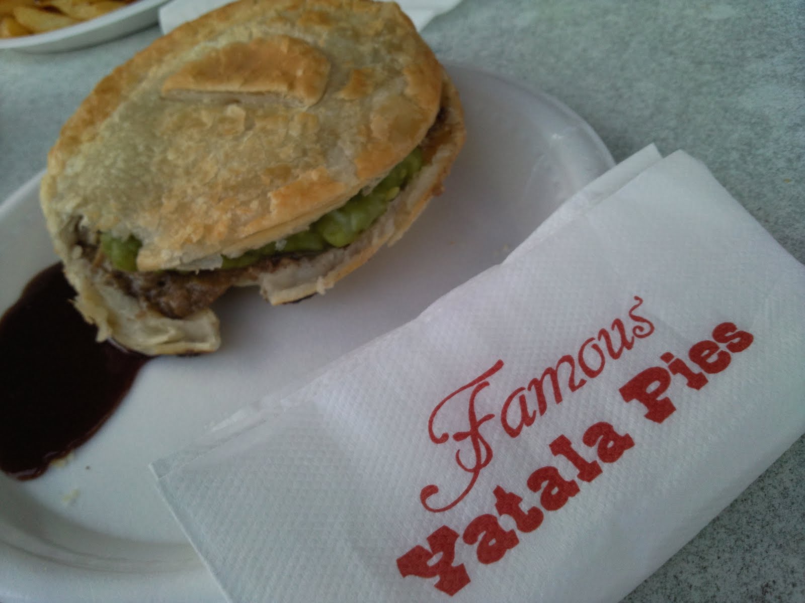 Food Hunters Yatala Pies