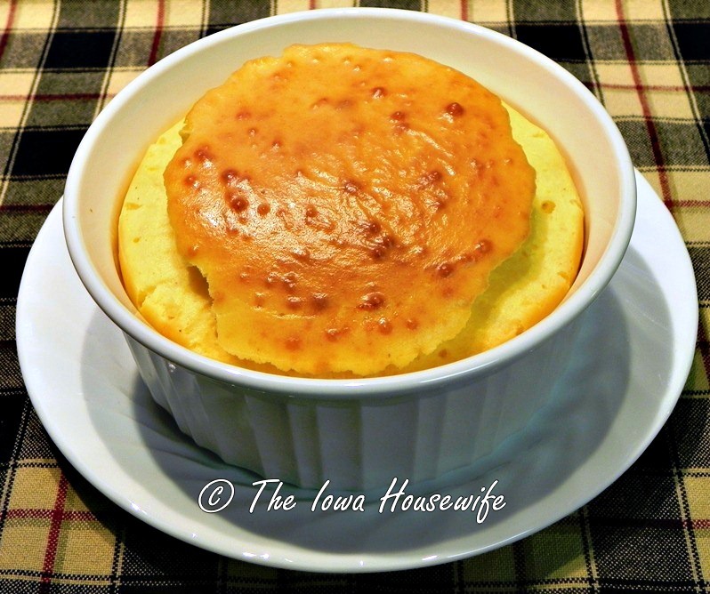 The Iowa Housewife: Cheese Soufflé