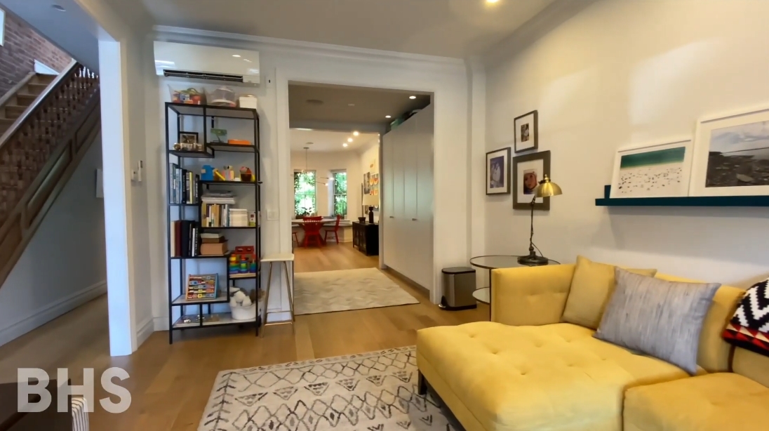 18 Photos vs. 75 Sterling St, Brooklyn Interior Design Luxury Townhouse Tour