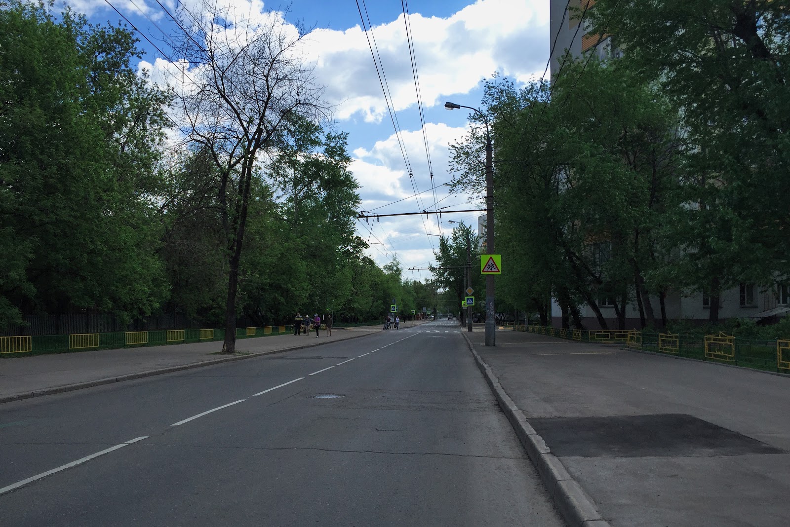 купавенский пруд в перовском парке. платформа чухлинка вид с вверху. район вешняки в 2000-х. марьино 2006 район. район перово.