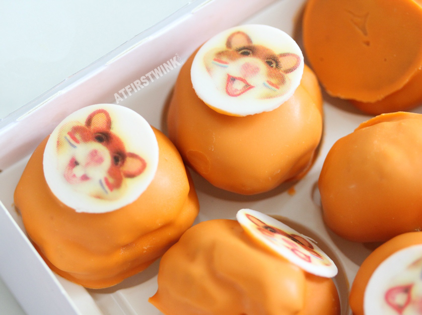 Albert Heijn oranje soesjes | Orange mini cream puffs
