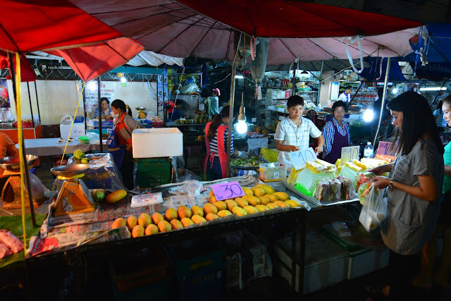 Night Market Chiang Rai légumes