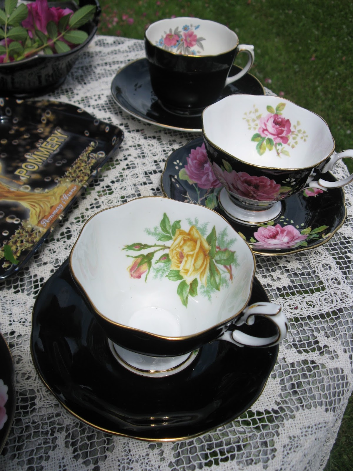 Thelma's Days Tea Cups and Roses