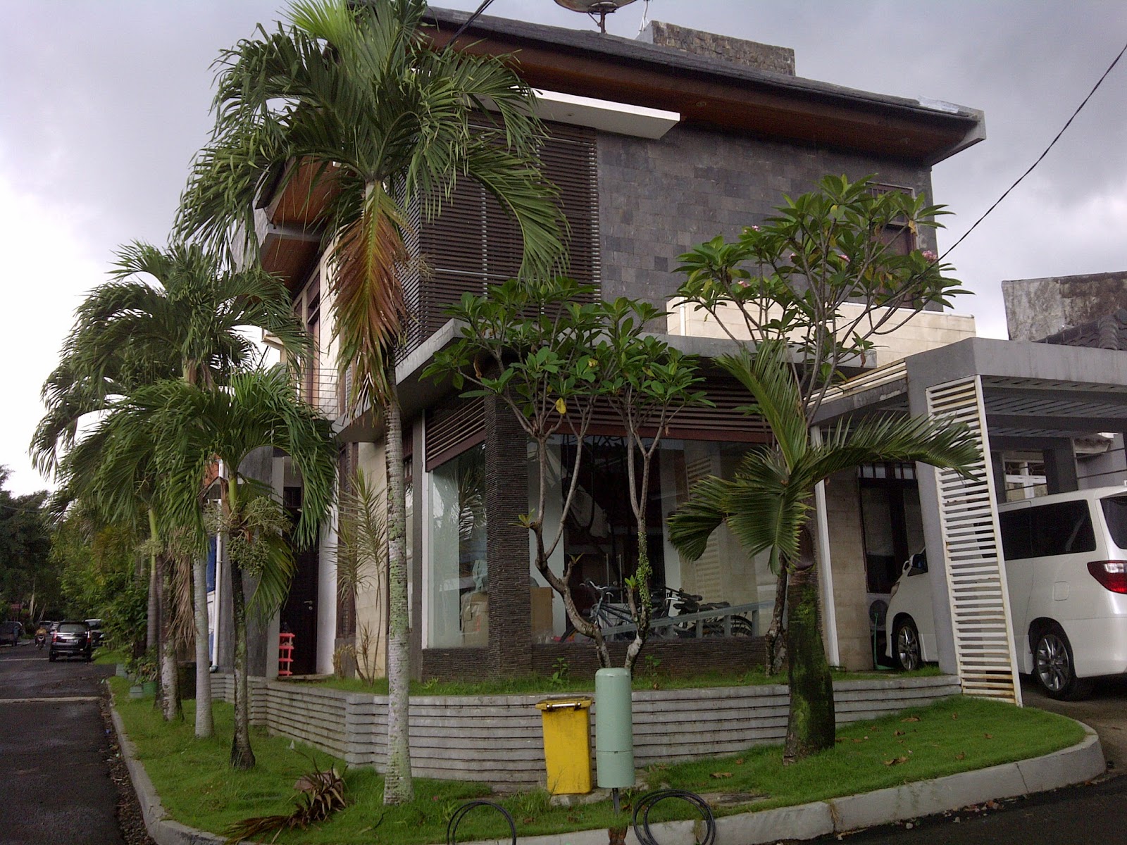 cari rumah dijual daerah sentul city
