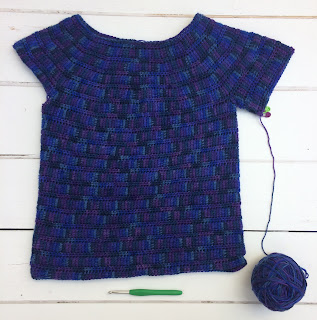 Blue crochet top 'Luna' by Dora Ohrenstein