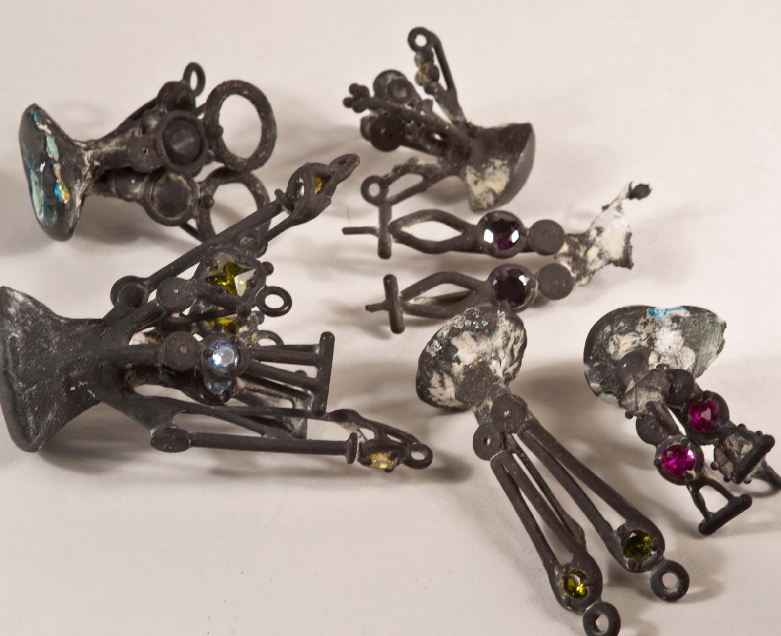 Right Turn Art Werks Casting Stones In Place