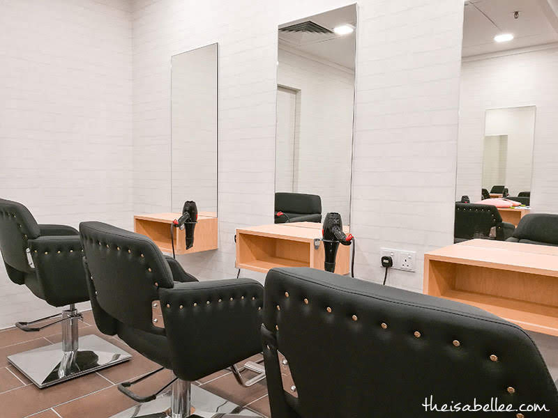 Isabel Lee Malaysian Beauty & Lifestyle Blogger Hair Color Expert