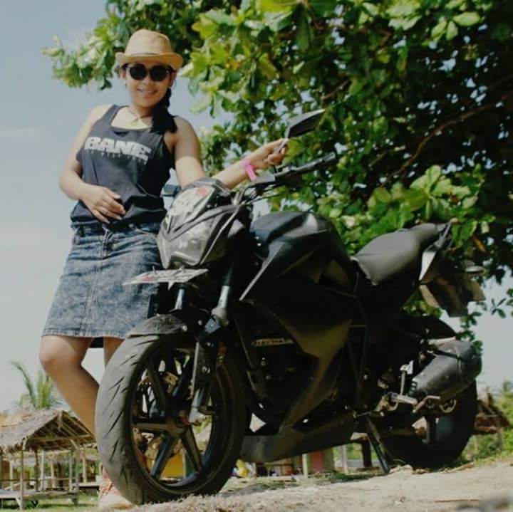 Berita Komunitas Motor & Mobil Gadis Cantik ini Asisten Dokter